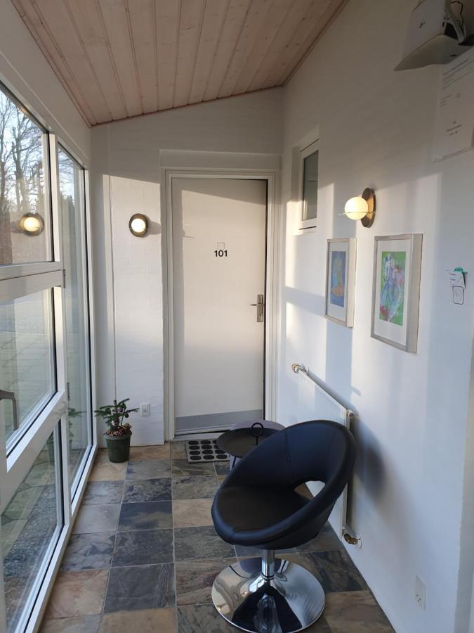 הולסטברו Bente'S Guesthouse מראה חיצוני תמונה