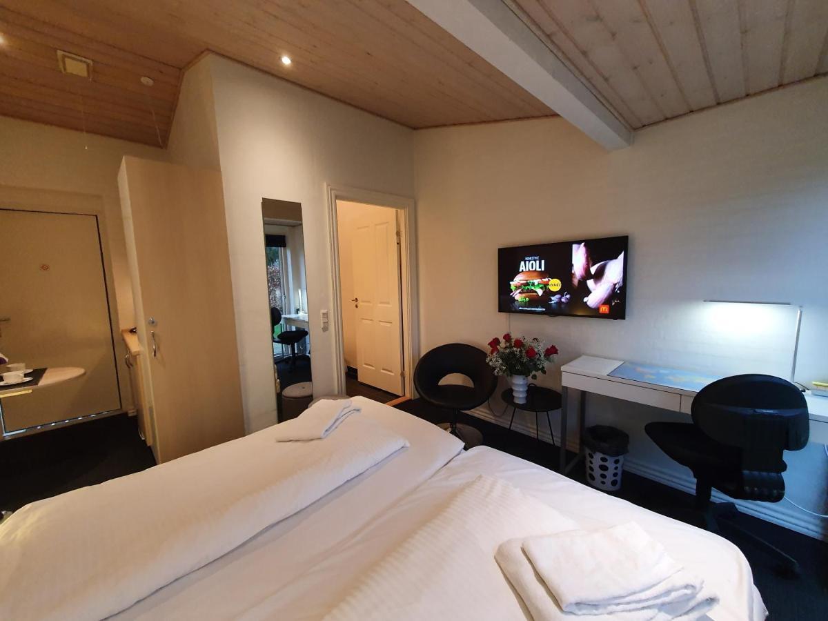 הולסטברו Bente'S Guesthouse מראה חיצוני תמונה